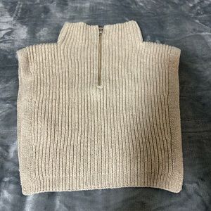 Knit collar with zipper